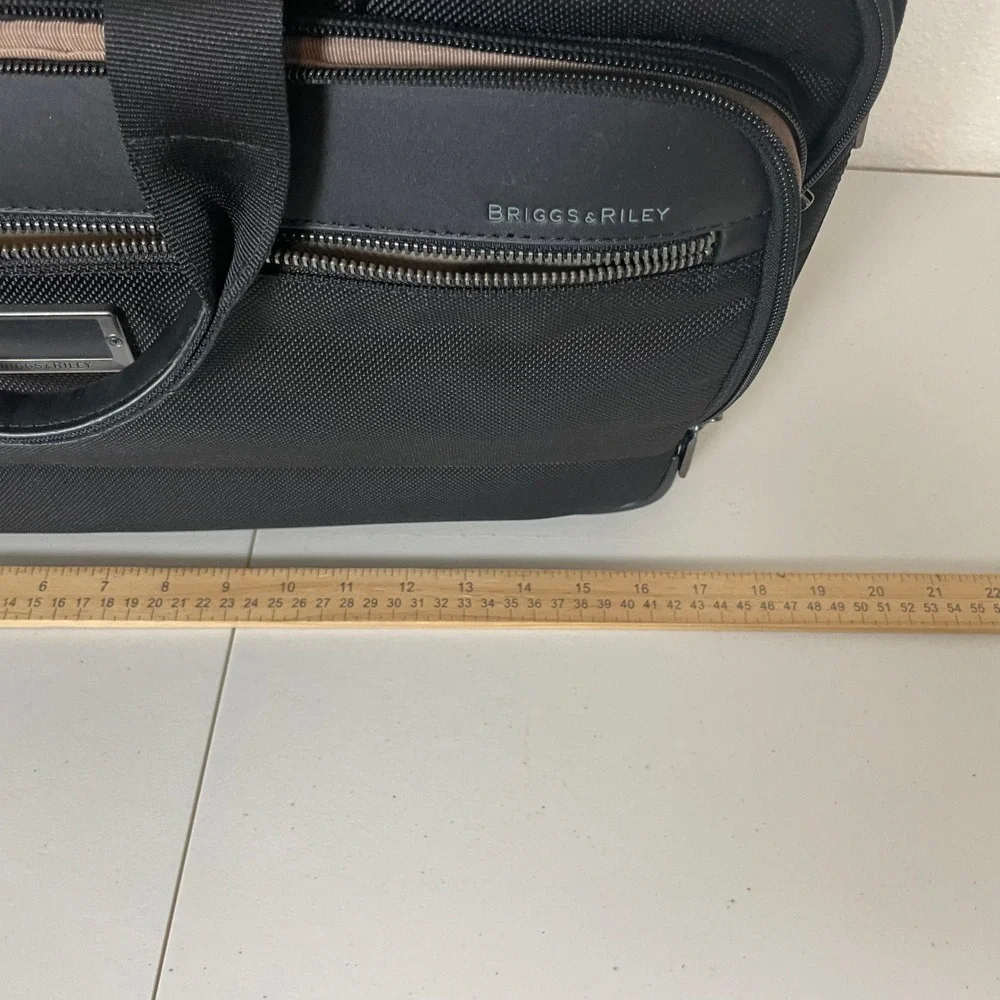 Briggs & Riley KB437X-4 EXPANDABLE Nylon Travel Brief Case
